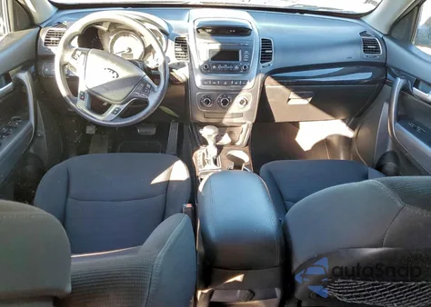 2015 Kia Sorento Lx z USA, uszkodzony, nr VIN 5XYKT3A64FG659514